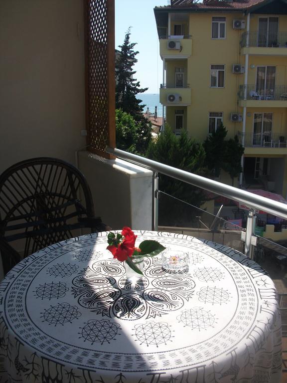Delphin Hotel Side Room photo